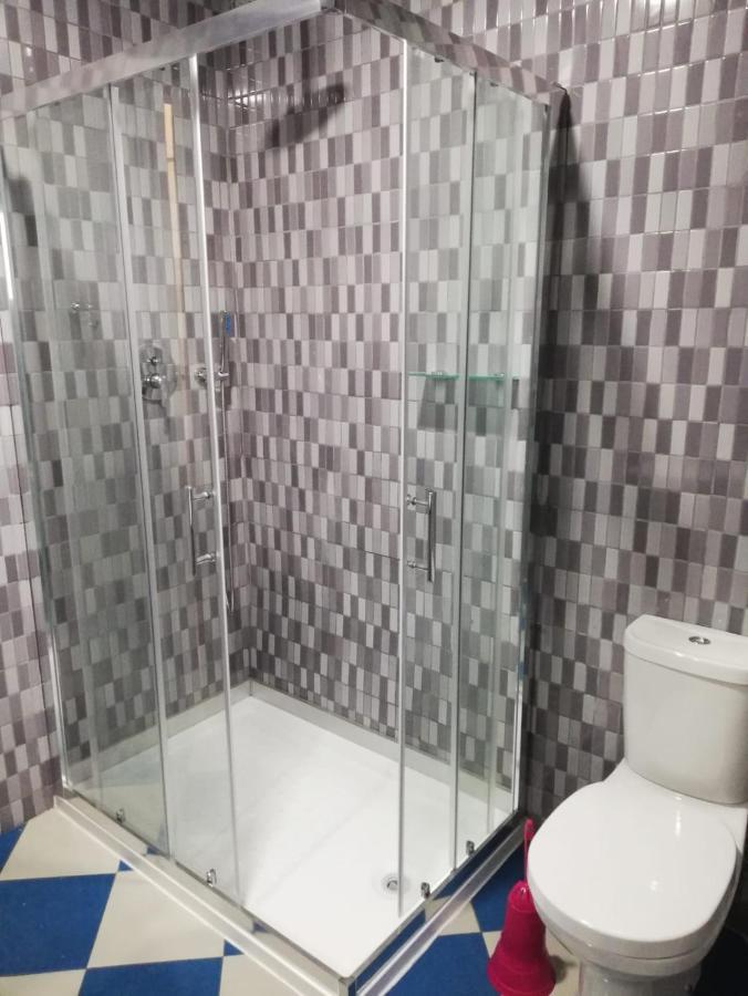 Bed&Shower Moscavide -Self Check-In Екстер'єр фото